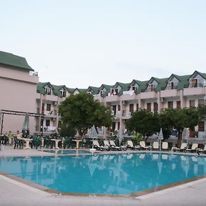 Ares Hotel